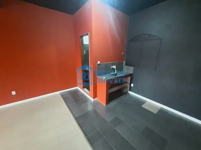 Sala para alugar, no bairro Centro em Maricá