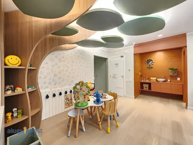 Sala para alugar, no bairro Largo Benjamin Constant em Florianópolis