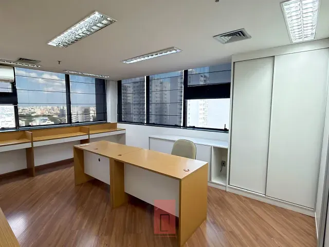Sala para alugar, no bairro Santana em São Paulo