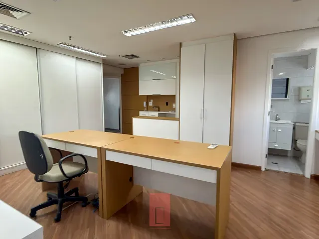 Sala para alugar, no bairro Santana em São Paulo