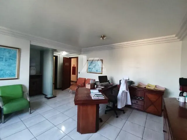 Sala à venda, no bairro Centro em Ponta Grossa