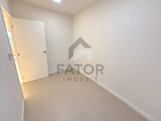 Sala com 27m², para alugar, no bairro Centro em Nova Iguaçu