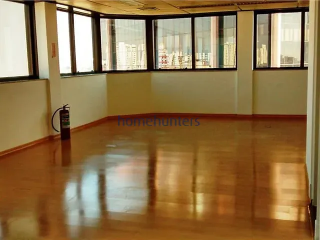 Sala com 79m², para alugar, no bairro Centro em Campinas