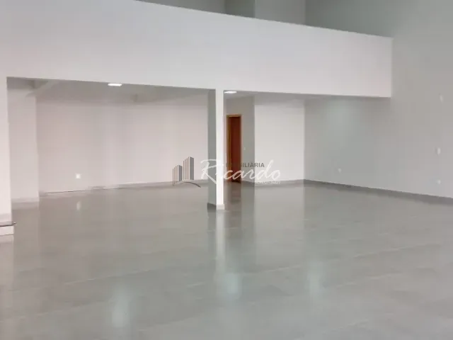 Sala para alugar, no bairro Conjunto Del Condor em Arapongas