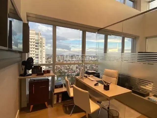 Sala à venda, no bairro Chácara Olaria em Mogi das Cruzes