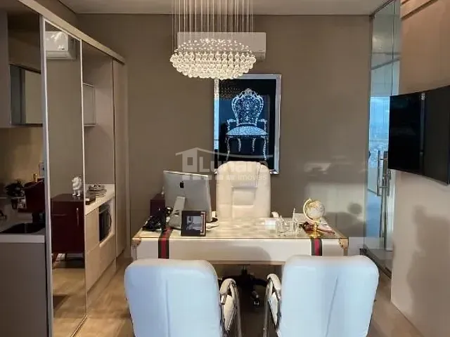 Sala à venda, no bairro Chácara Olaria em Mogi das Cruzes