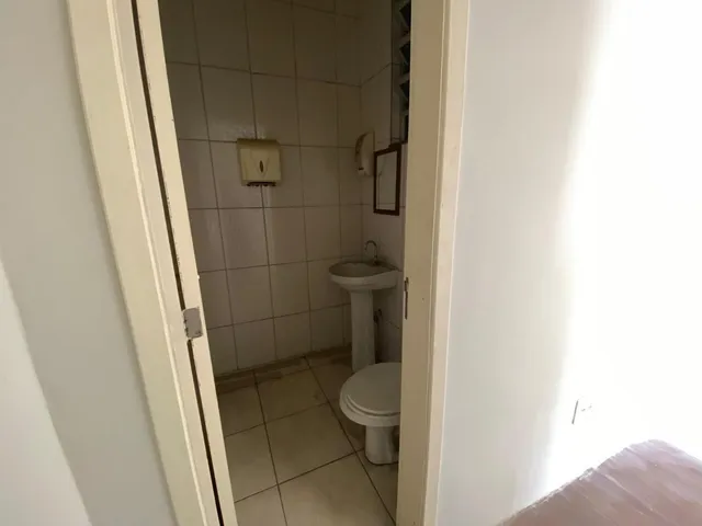 Sala com 25m², para alugar, no bairro Realengo em Rio de Janeiro