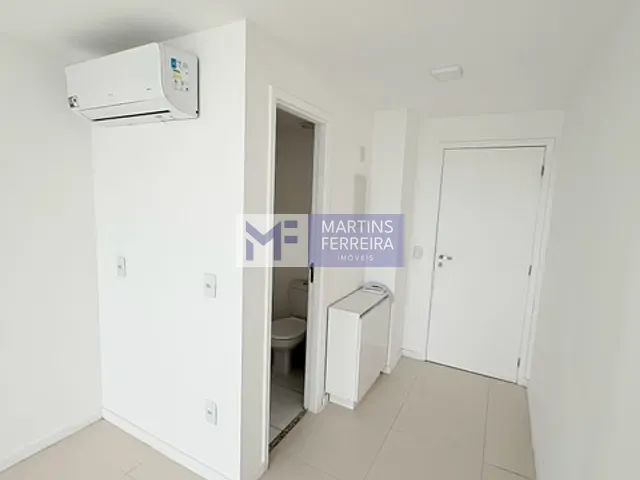 Sala com 25m², para alugar, no bairro Recreio dos Bandeirantes em Rio de Janeiro