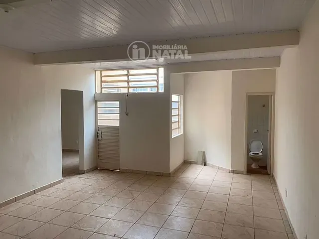 Sala para alugar, no bairro Centro em Londrina