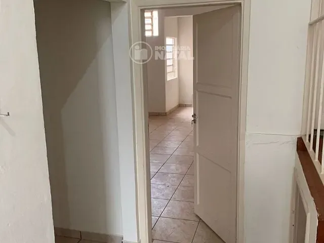 Sala para alugar, no bairro Centro em Londrina