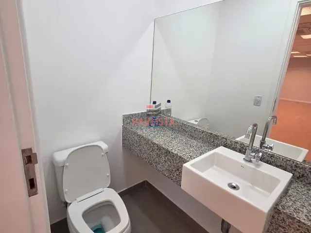 Sala para alugar, no bairro Mirandópolis em São Paulo
