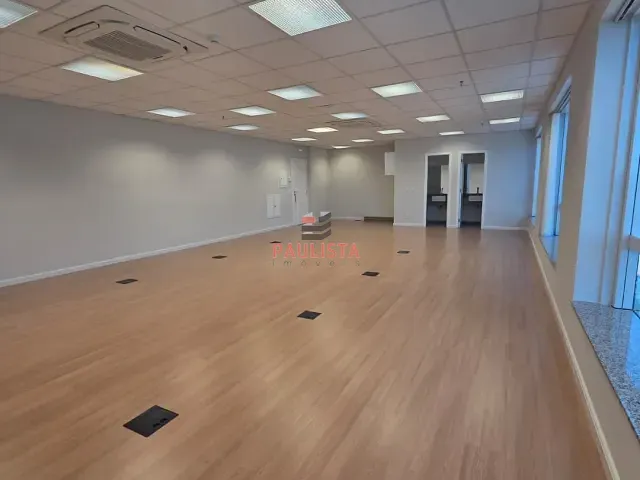 Sala para alugar, no bairro Mirandópolis em São Paulo