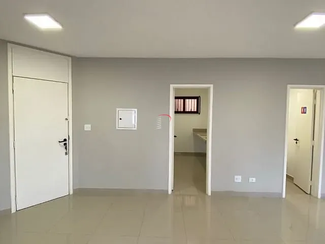 Sala com 171m², à venda, no bairro Centro em Londrina