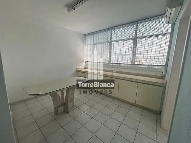 Sala para alugar, no bairro Centro em Ponta Grossa