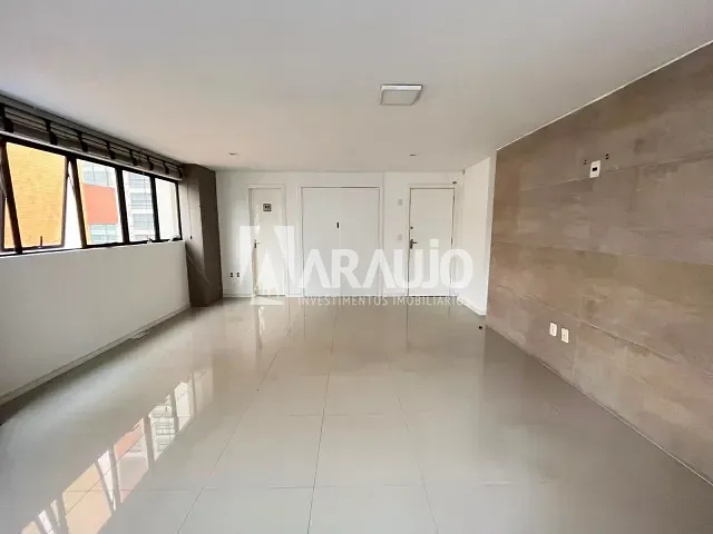 Sala com 60m², à venda, no bairro Centro em Itajaí