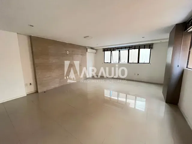 Sala com 60m², à venda, no bairro Centro em Itajaí