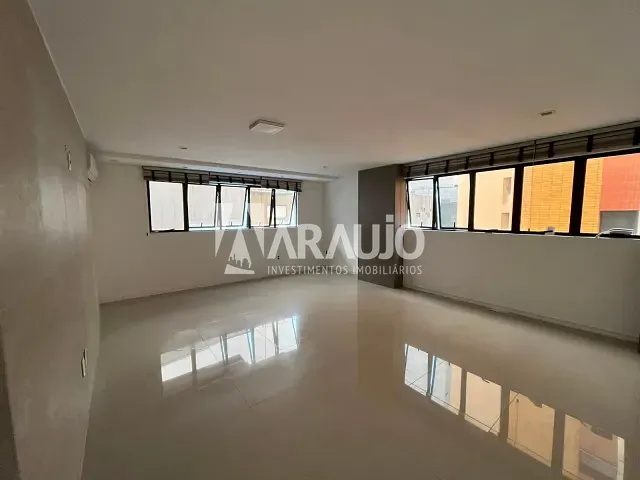 Sala com 60m², à venda, no bairro Centro em Itajaí