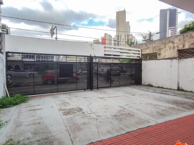 Sala 4 quartos e 3 banheiros, à venda, no bairro Umarizal em Belém
