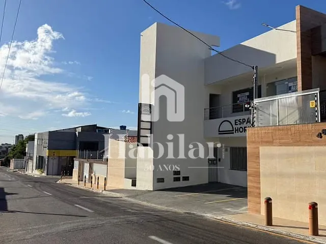 Sala para alugar, no bairro Luzia em Aracaju