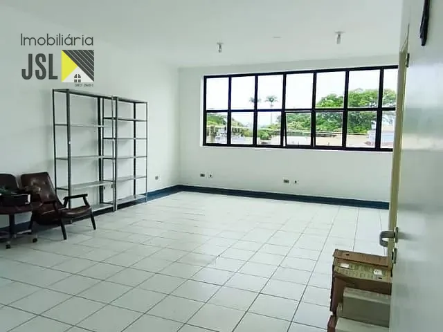 Sala com 400m², para alugar, no bairro Centro em Caçapava
