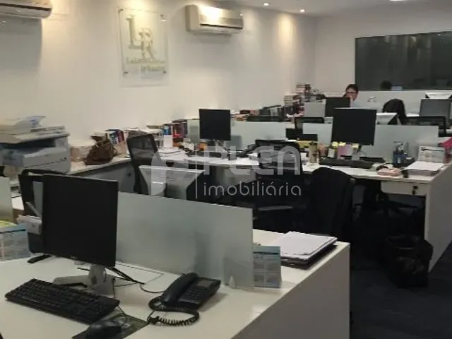 Sala com 113m², para alugar, no bairro Cerqueira César em São Paulo