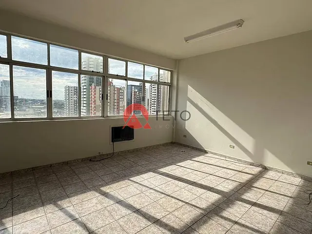 Sala para alugar, no bairro Zona 01 em Maringá