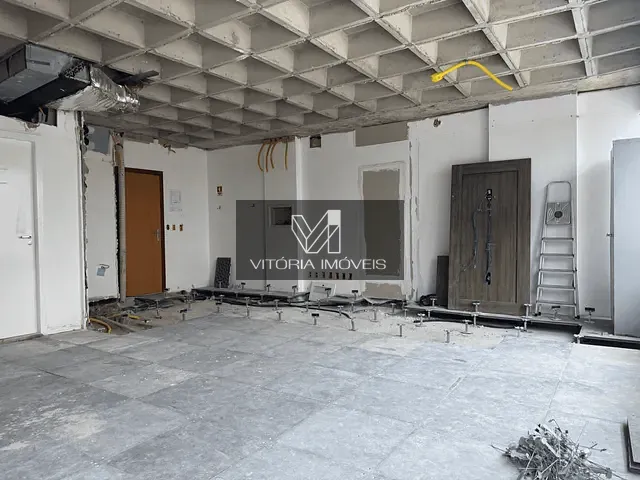 Sala para alugar, no bairro Enseada do Suá em Vitória