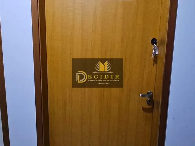 Sala para alugar, no bairro Vila Marieta em São Paulo