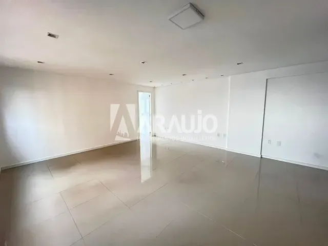 Sala com 60m², à venda, no bairro Centro em Itajaí