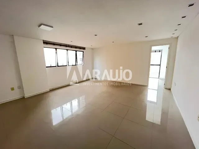 Sala com 60m², à venda, no bairro Centro em Itajaí