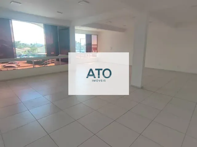 Sala com 90m², para alugar, no bairro Centro em Tijucas