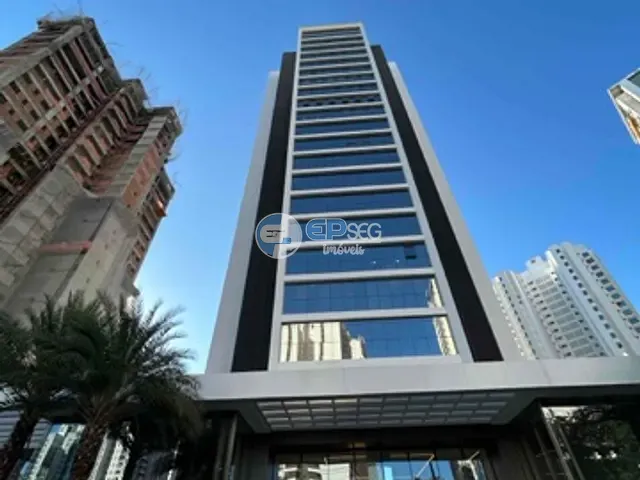 Sala à venda, no bairro Gleba Fazenda Palhano em Londrina