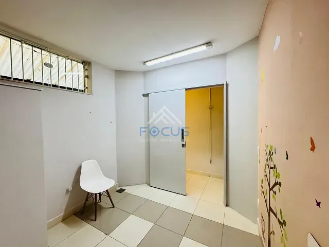 Sala com 13m², para alugar, no bairro Chácara Urbana em Jundiaí