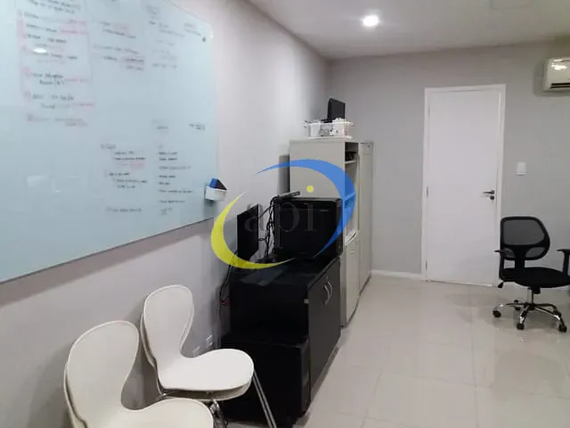 Sala com 70m², para alugar, no bairro Centro em Rio de Janeiro