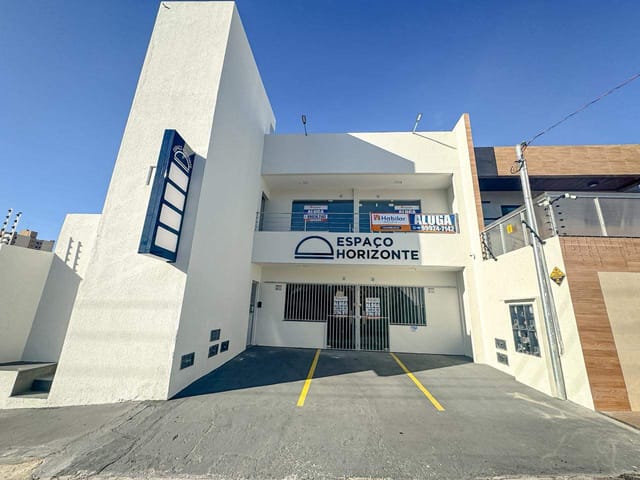 Sala para alugar, no bairro Luzia em Aracaju