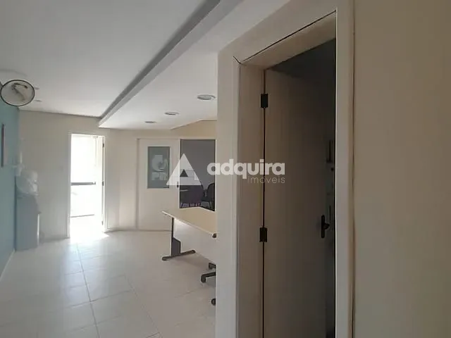 Sala com 95m², para alugar, no bairro Centro em Ponta Grossa
