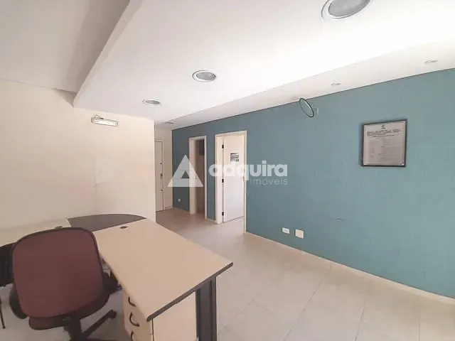 Sala com 95m², para alugar, no bairro Centro em Ponta Grossa