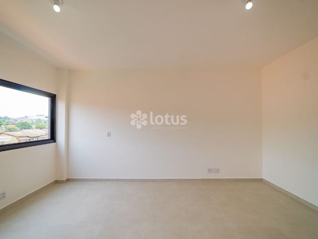 Sala com 27m², para alugar, no bairro Portal dos Ipês II em Cajamar