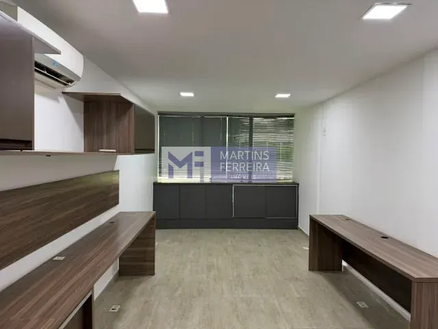 Sala à venda, no bairro Recreio dos Bandeirantes em Rio de Janeiro