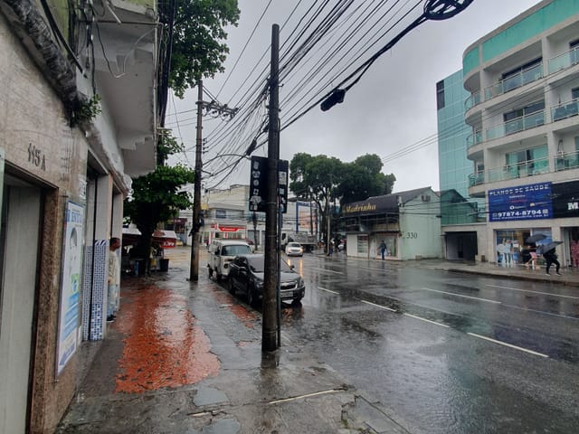 Sala para alugar, no bairro Campo Grande em Rio de Janeiro