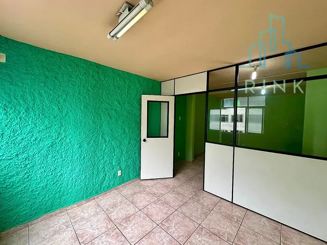 Sala para alugar, no bairro Centro em Niterói