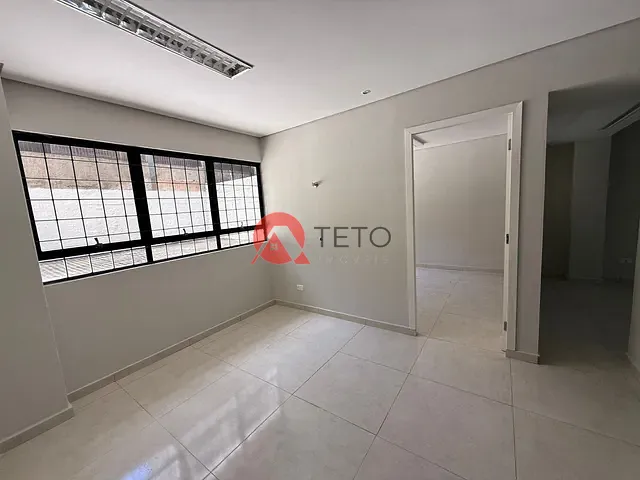 Sala para alugar, no bairro Zona 01 em Maringá