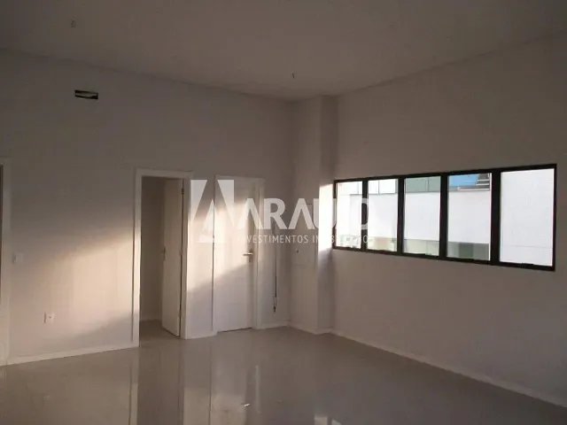 Sala com 45m², à venda, no bairro Centro em Itajaí