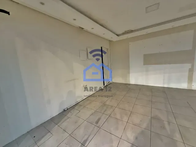 Sala com 40m², para alugar, no bairro Prainha em Caraguatatuba