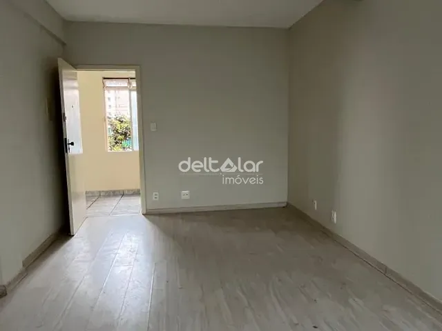 Sala com 28m², para alugar, no bairro Ouro Preto em Belo Horizonte