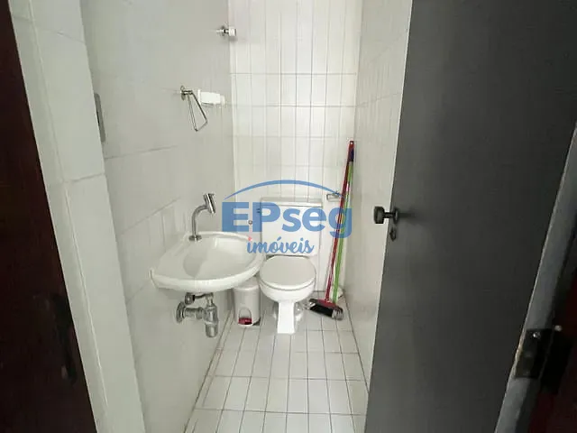 Sala para alugar, no bairro Graça em Salvador