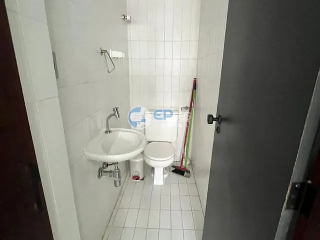 Sala para alugar, no bairro Graça em Salvador