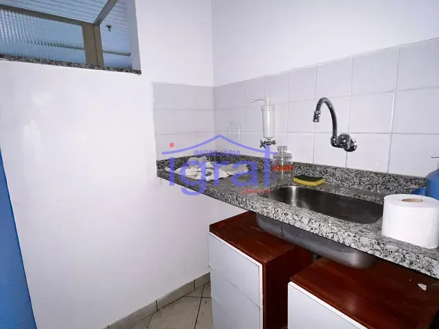 Sala à venda ou para alugar, no bairro Vila Guarani (Z Sul) em São Paulo
