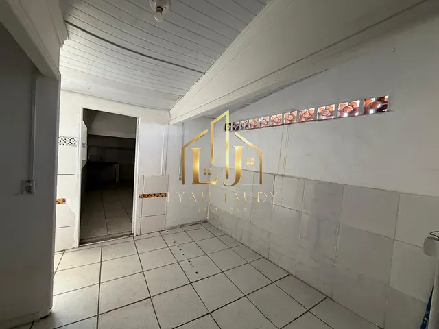 Ponto com 15m², para alugar, no bairro Centro-Sul em Cuiabá