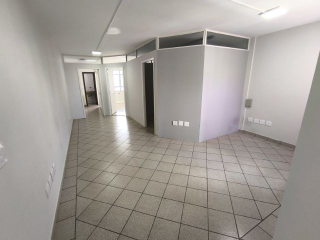 Foto do Prédio - Prédio comercial para Venda e Locação, Centro, Apucarana, PR | J. Mareze Imóveis Ltda